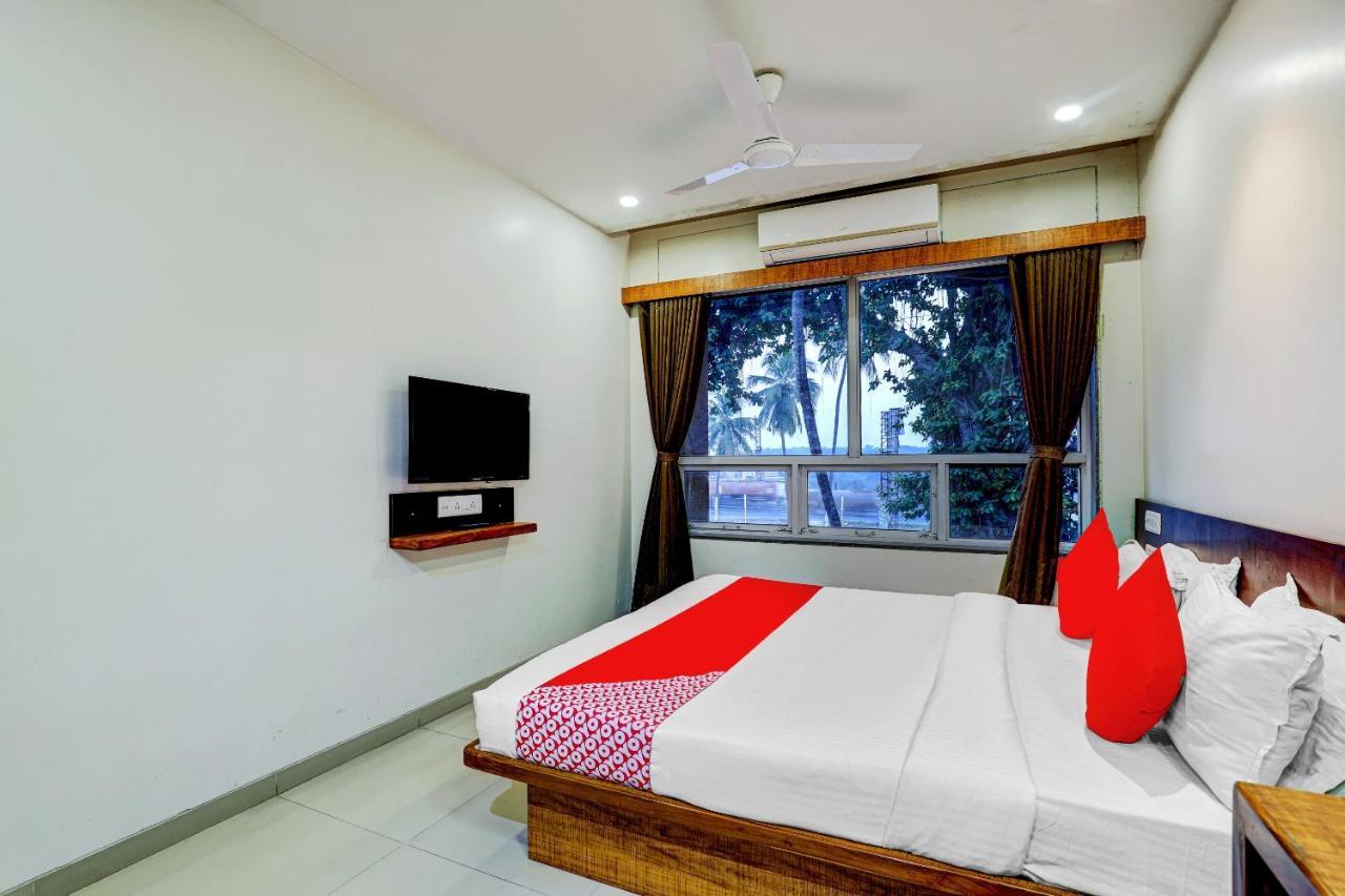 Valsad Oyo 77491 Hotel Shreenath מראה חיצוני תמונה