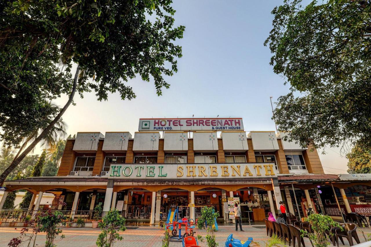 Valsad Oyo 77491 Hotel Shreenath מראה חיצוני תמונה